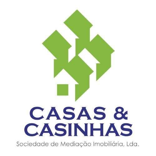 CASAS E CASINHAS