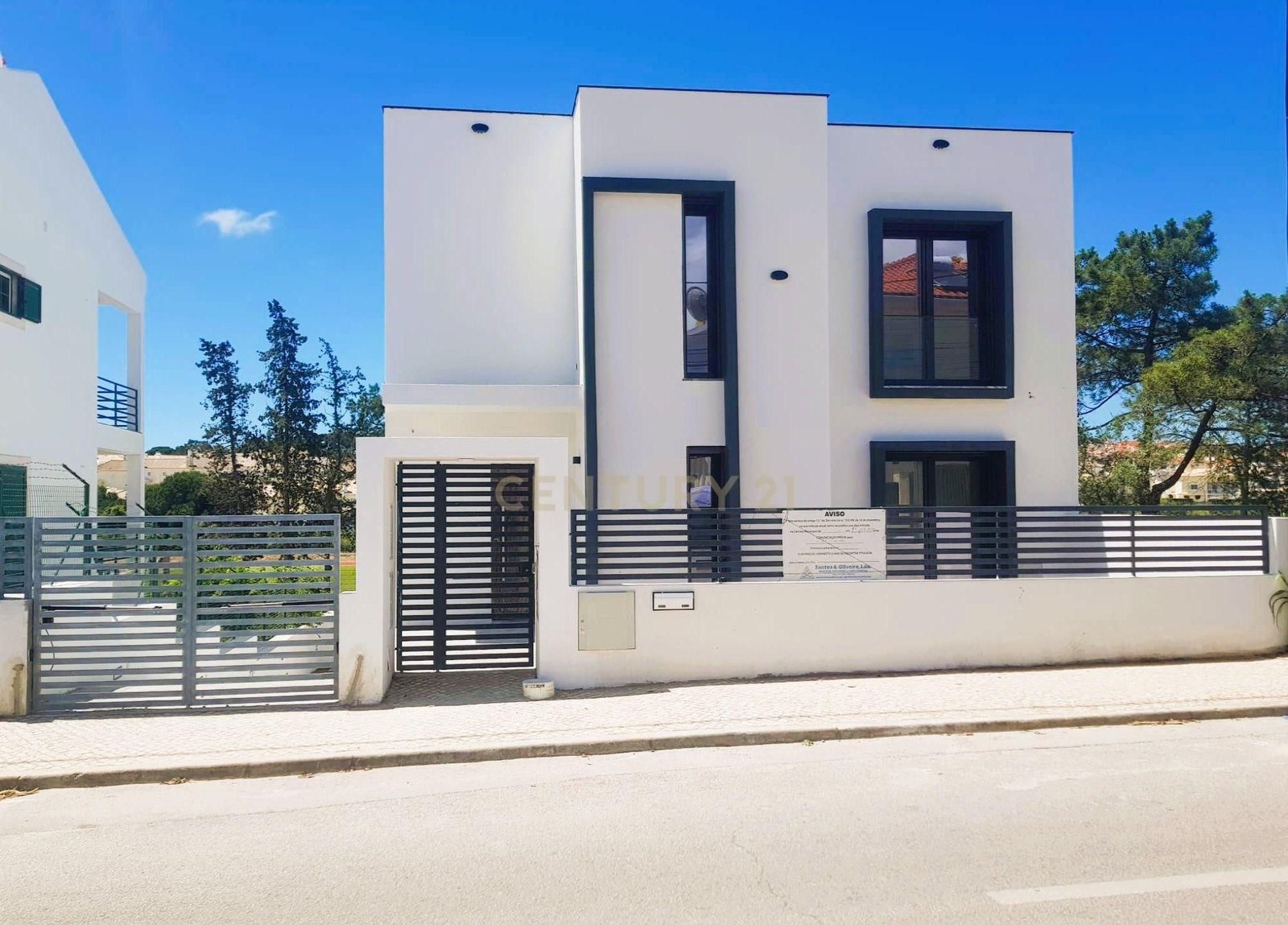 Moradia T4 em Construção na Sobreda, Almada